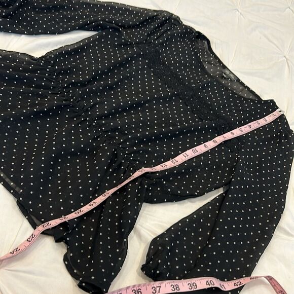 Lily Rose Women's Black & White Polka Dot Crew Neck Long Sleeves Peplum Blouse M - Picture 2 of 9
